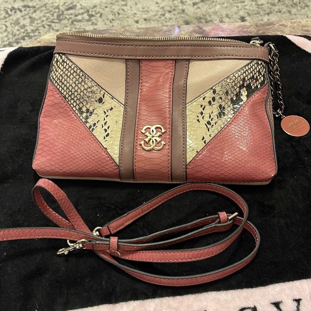 Beautiful and Sexy Guess Purse